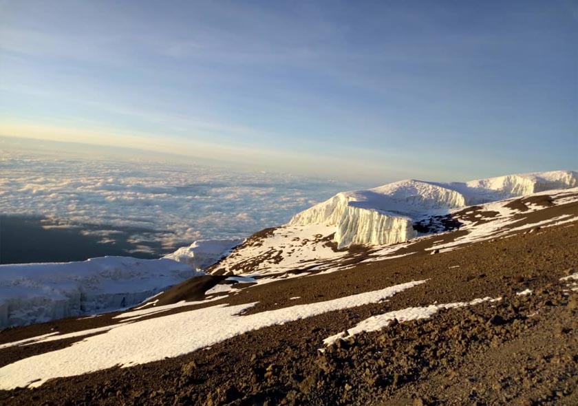 MARANGU ROUTE – 7 DAYS (5 days on the trek)